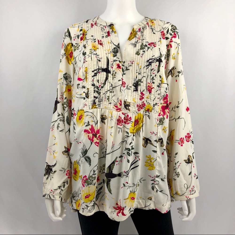 Old Navy Floral Cream Hi-Lo Hem Long Sleeve Top
